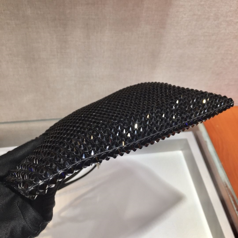 Pra*a top handle bags